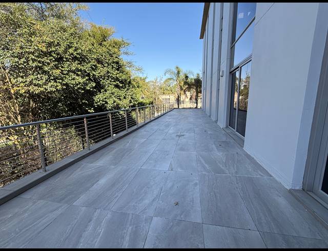 825M² OFFICE TO LET IN MELROSE ESTATE